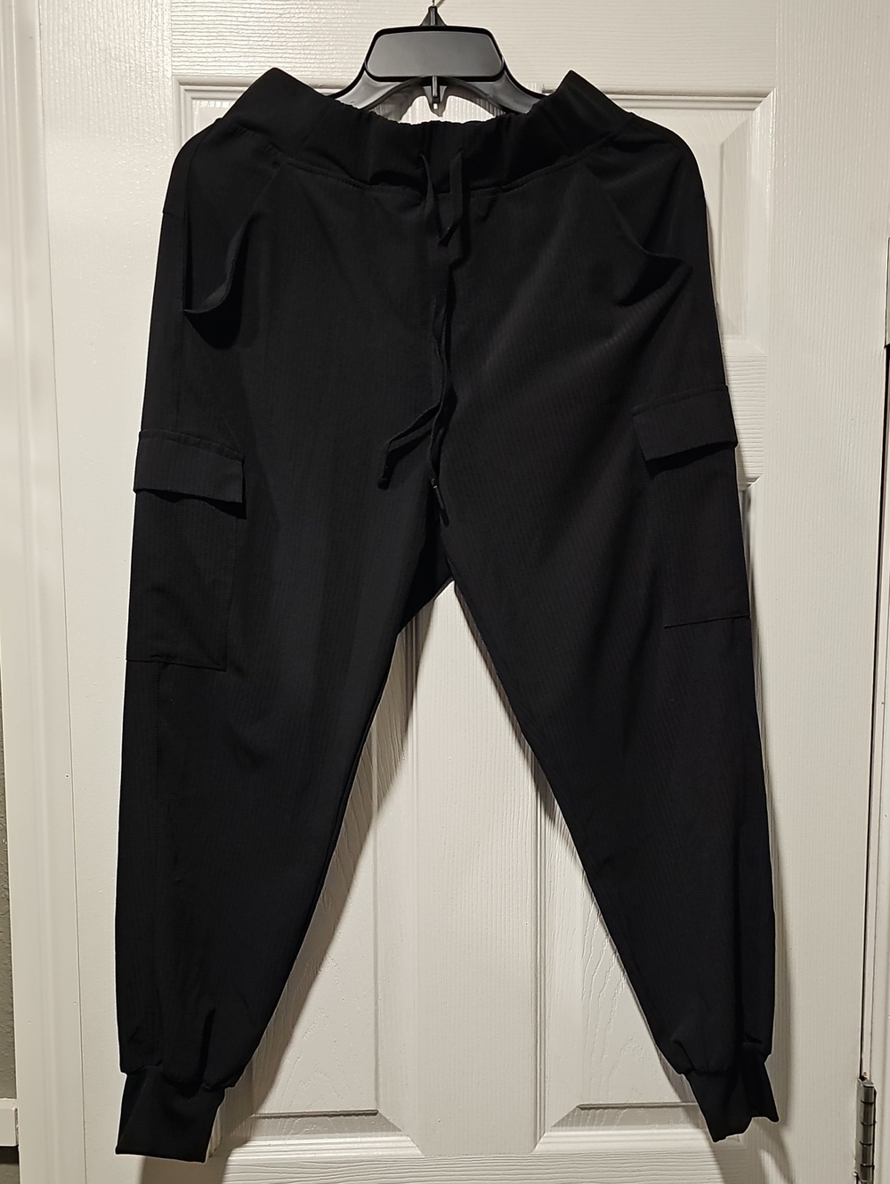 In Good State Women’s Black Cargo Jogger Pants Size Medium